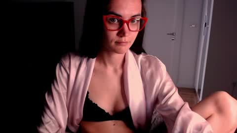 Evelyn online show from May 2026 11:27:02 AM
