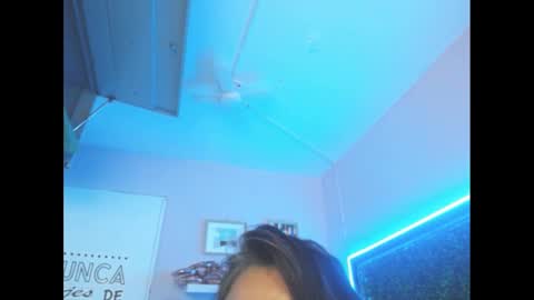 Juliana online show from February 2025 01:37:01 AM