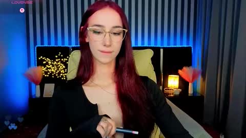 Snapshot of evelyn_rush1 chatting on February 2026 03:44:01 PM evelyn rush1 online show from February 2026 03:44:01 PM