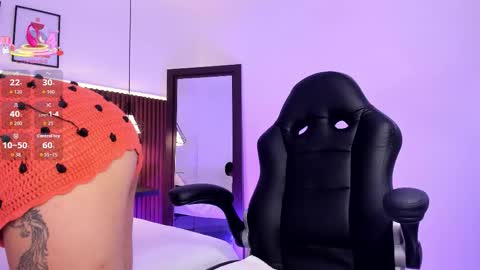 evelyn online show from October 2025 02:11:02 AM