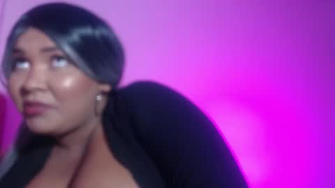 Snapshot of evelyn_sandoval chatting on October 2025 01:26:01 AM Evelyn Sandoval online show from October 2025 01:26:01 AM