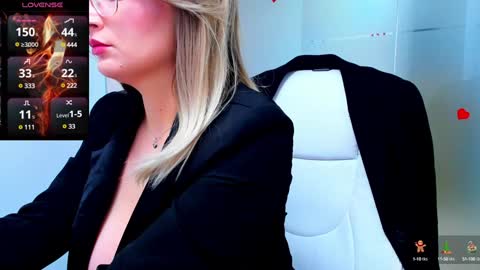 evelyne_rose online show from January 2025 09:15:01 AM