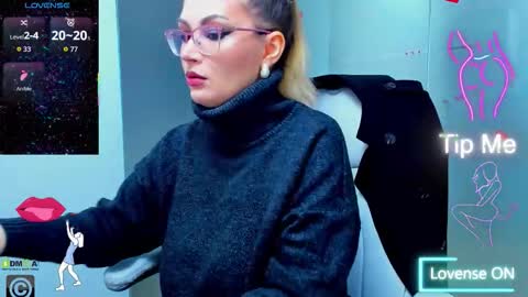 evelyne_rose online show from October 2025 05:05:02 AM