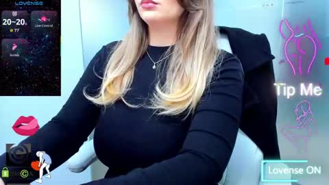 evelyne_rose online show from April 2026 05:05:02 AM