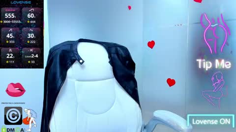 evelyne_rose online show from May 2026 04:53:02 AM