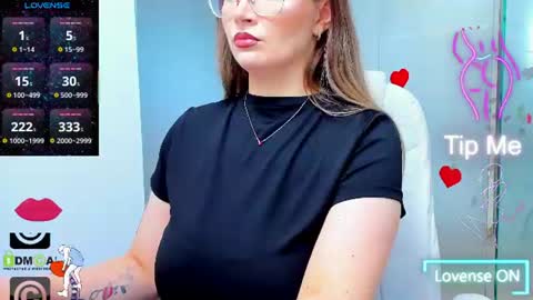 evelyne_rose online show from July 2026 04:53:02 AM