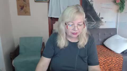 BarbaraBlondy online show from November 2025 11:32:01 AM