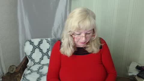 BarbaraBlondy online show from May 2026 07:10:01 PM