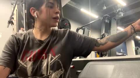 even_scoty online show from January 2025 04:19:01 AM