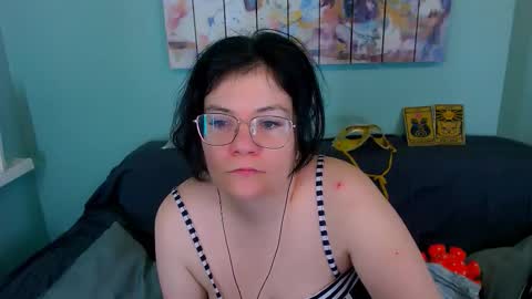 Everly online show from March 2026 05:49:01 PM