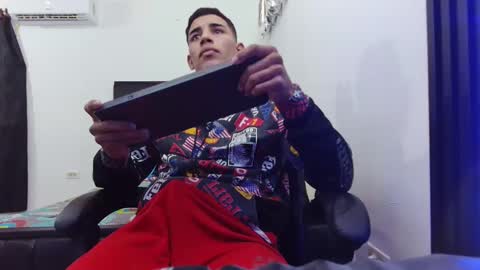 luis online show from January 2025 03:01:02 PM