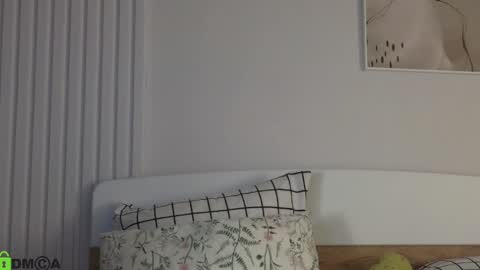 evi_woow online show from December 2024 09:20:01 PM