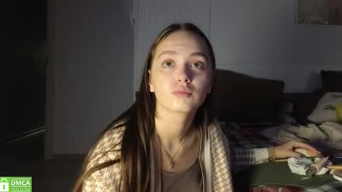 evi_woow online show from November 2025 10:15:01 PM