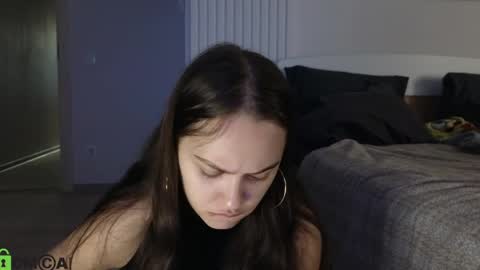 evi_woow online show from March 2026 09:26:02 PM