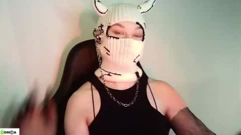 Renesme White Im here from Monday to Friday online show from April 2026 04:32:01 AM