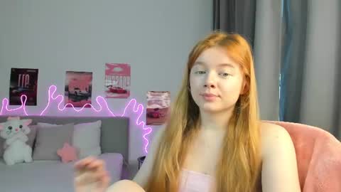 Snapshot of evie_tomioka chatting on July 2026 05:22:01 AM Eva online show from July 2026 05:22:01 AM