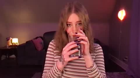 Snapshot of eviecam chatting on January 2025 08:03:01 AM Evie3 online show from January 2025 08:03:01 AM