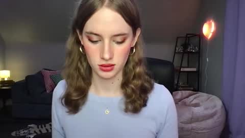 Snapshot of eviecam chatting on February 2025 11:32:01 PM Evie3 online show from February 2025 11:32:01 PM