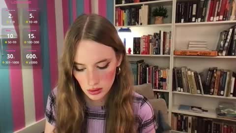 Snapshot of eviecam chatting on November 2025 04:23:02 AM Evie3 online show from November 2025 04:23:02 AM