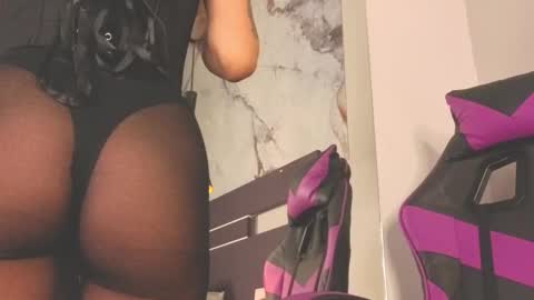 eviegothel_ online show from March 2026 11:49:01 AM