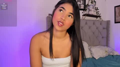 Snapshot of evieh1_ chatting on December 2025 04:27:01 PM Ivi Alejandra online show from December 2025 04:27:01 PM