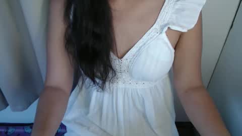 Snapshot of evielyn23 chatting on June 2026 09:39:01 PM evielyn23 online show from June 2026 09:39:01 PM