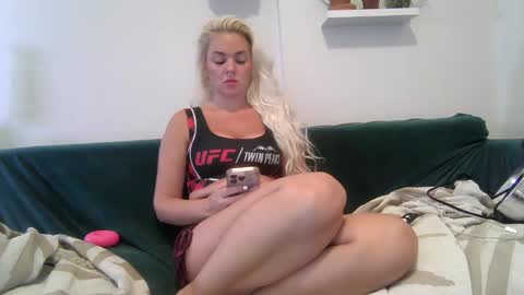 Badblondebunny online show from March 2026 12:16:01 AM