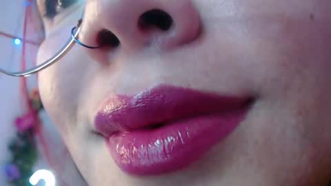 Snapshot of evolethmontenegros chatting on December 2024 05:00:01 AM Evoleth online show from December 2024 05:00:01 AM