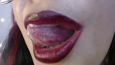 Snapshot of evolethmontenegros chatting on December 2024 05:20:02 AM Evoleth online show from December 2024 05:20:02 AM