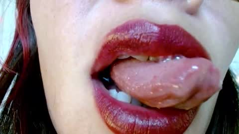 Snapshot of evolethmontenegros chatting on January 2025 04:28:01 AM Evoleth online show from January 2025 04:28:01 AM