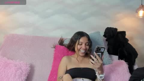 EVOLETTE ANGELS online show from September 2025 04:34:01 PM