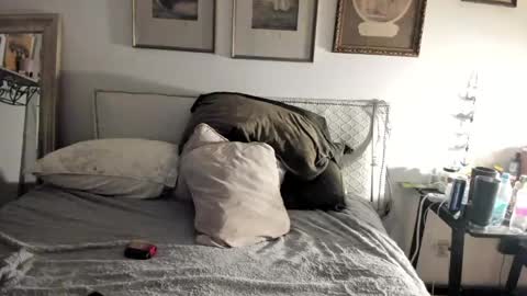 Snapshot of evparrish chatting on December 2024 01:50:02 AM EV Parrish online show from December 2024 01:50:02 AM