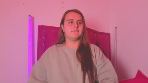 EVY online show from November 2025 02:54:01 AM