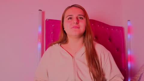 EVY online show from November 2025 11:15:01 PM