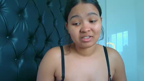 courtney online show from May 2026 05:25:01 AM