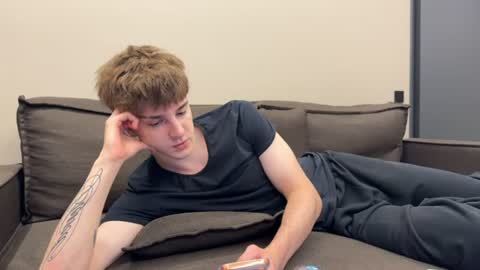 exclusiveflexboy online show from June 2026 10:35:01 PM