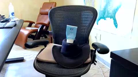 exhibitman69_ldb online show from May 2026 08:50:01 PM
