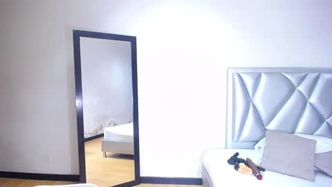 exotic_karmella online show from December 2024 07:22:01 PM