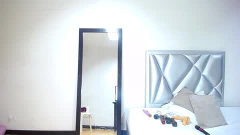 exotic_karmella online show from February 2025 08:41:02 PM