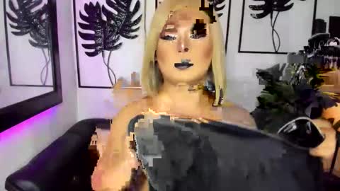 Lindsay online show from June 2026 05:15:02 PM