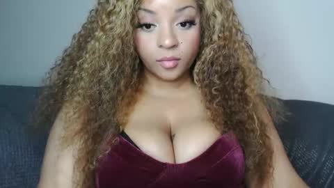 Paris online show from March 2026 04:39:01 AM