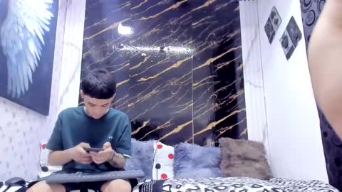 exotichot_couple online show from May 2026 10:48:02 PM