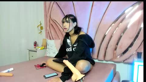 Snapshot of exoticvelvett02 chatting on February 2026 02:05:01 PM Velvet online show from February 2026 02:05:01 PM