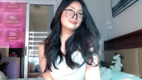 Candy  online show from May 2026 09:06:01 AM