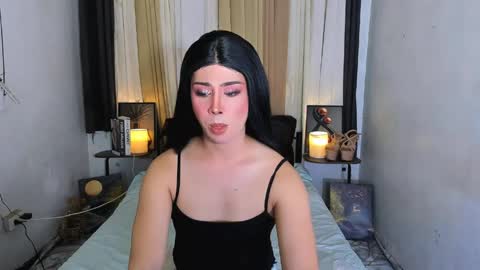 expensive_elise online show from June 2026 02:34:01 PM