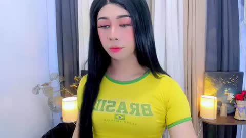 expensive_elise online show from July 2026 12:48:02 PM