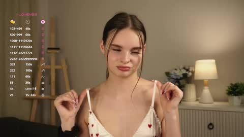 Hollywood or just holly online show from October 2025 11:25:01 AM