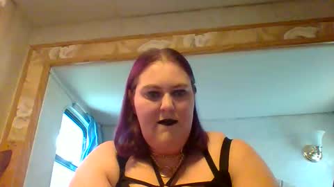 Snapshot of extremely_naughty69 chatting on May 2026 09:11:02 PM ExSquirtle online show from May 2026 09:11:02 PM