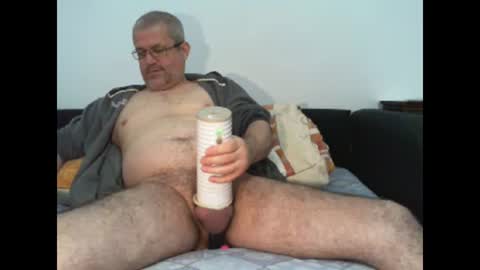 Snapshot of eyes12 chatting on February 2025 03:37:02 AM GEORGE online show from February 2025 03:37:02 AM