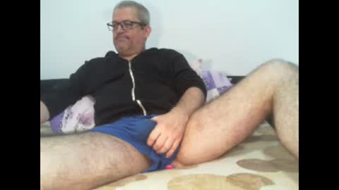 Snapshot of eyes12 chatting on November 2025 06:04:02 AM GEORGE online show from November 2025 06:04:02 AM